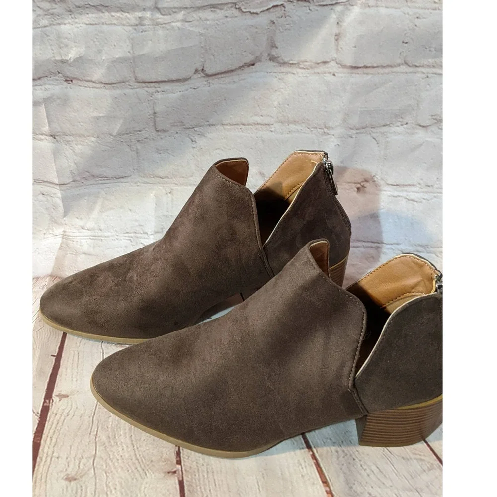 WILD DIVA D'ORSAY ANKLE BOOTS‎ NEW